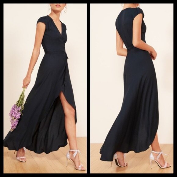 Reformation Dresses & Skirts - Reformation Chamomile Wrap Dress in Navy Size Medium